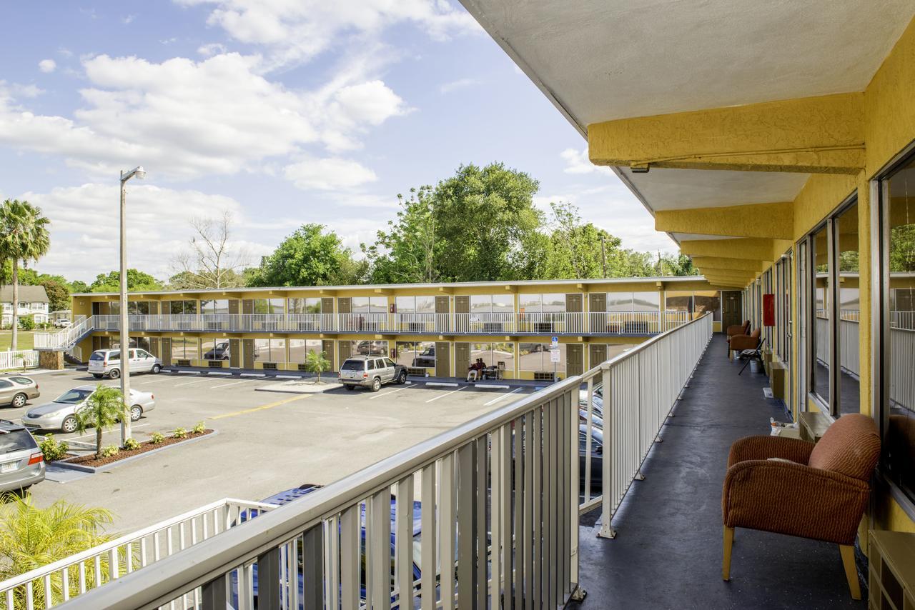 Lakeview Motel 레이크랜드 외부 사진